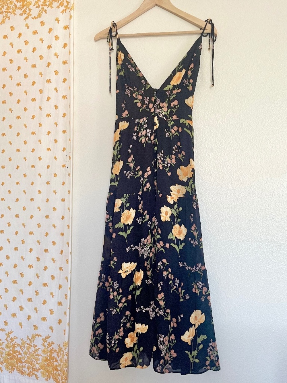 Reformation Jaden Black Floral Button Dress Size 8